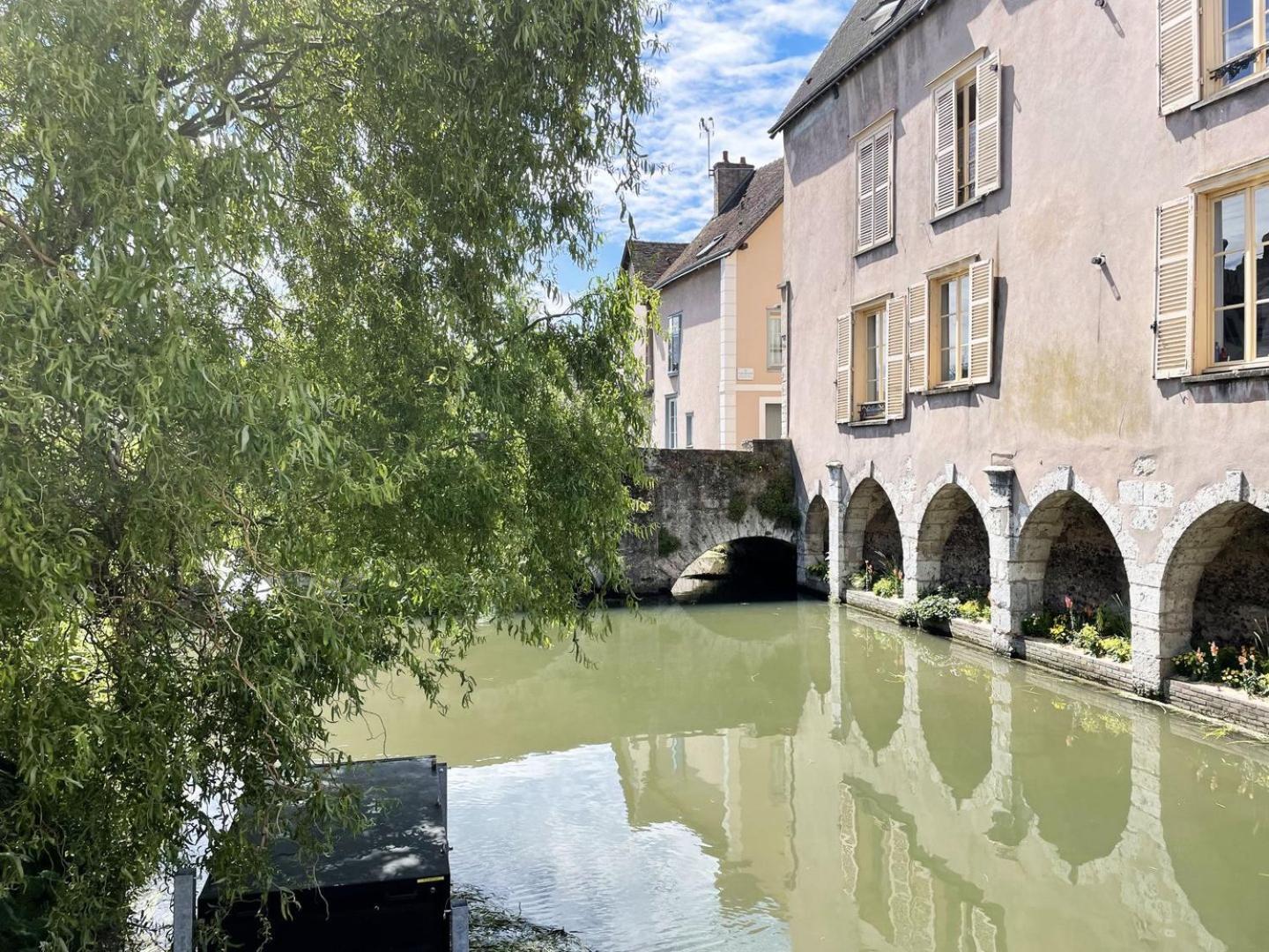 Au Bord De L'Eure - Free Parking Apartman Chartres Kültér fotó