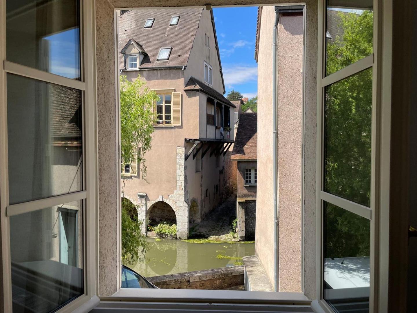 Au Bord De L'Eure - Free Parking Apartman Chartres Kültér fotó